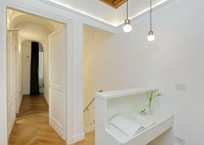 Domna Luxury